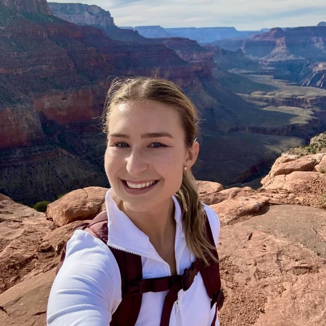 Advisor - Chloe Francois