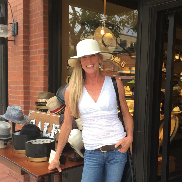Advisor - Cindy Brown