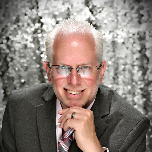Advisor - Craig Lovell