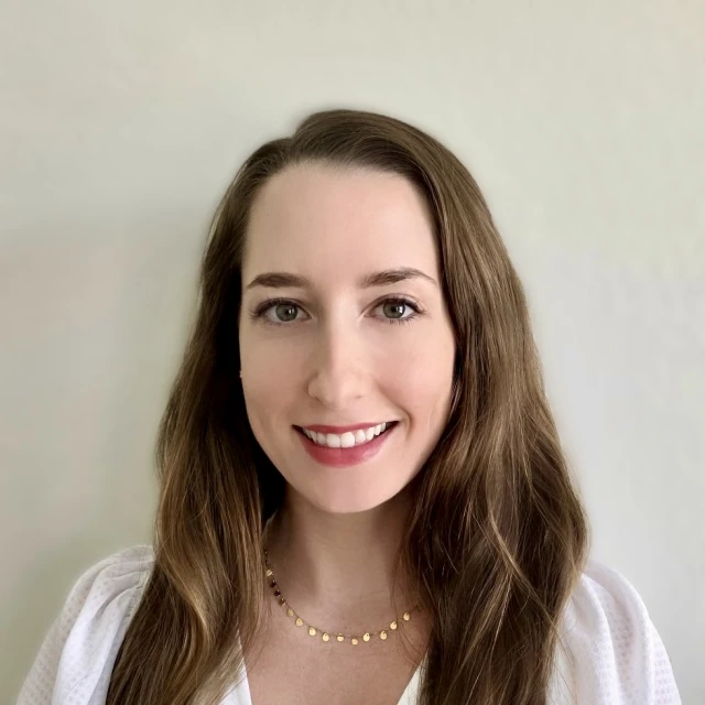 Advisor - Lauren La Salle