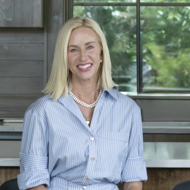 Advisor - Laura Comer