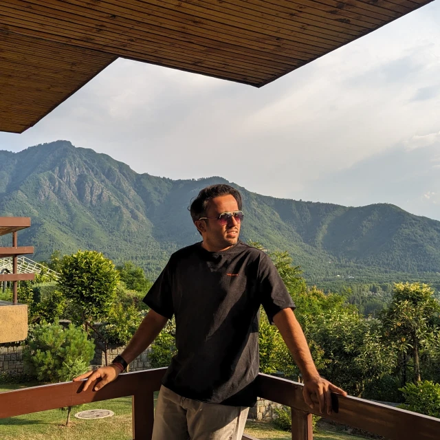 Advisor - Sagar Paleja