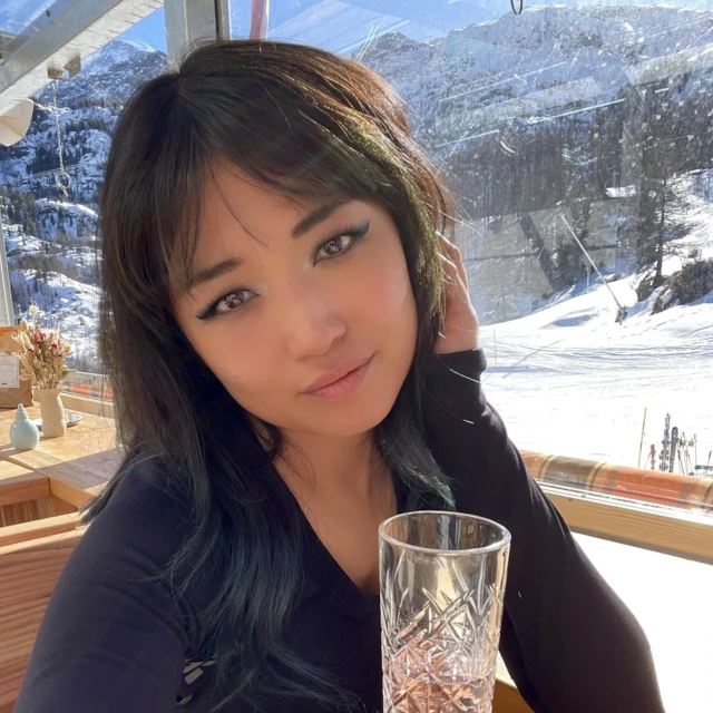 Advisor - Linda Jin