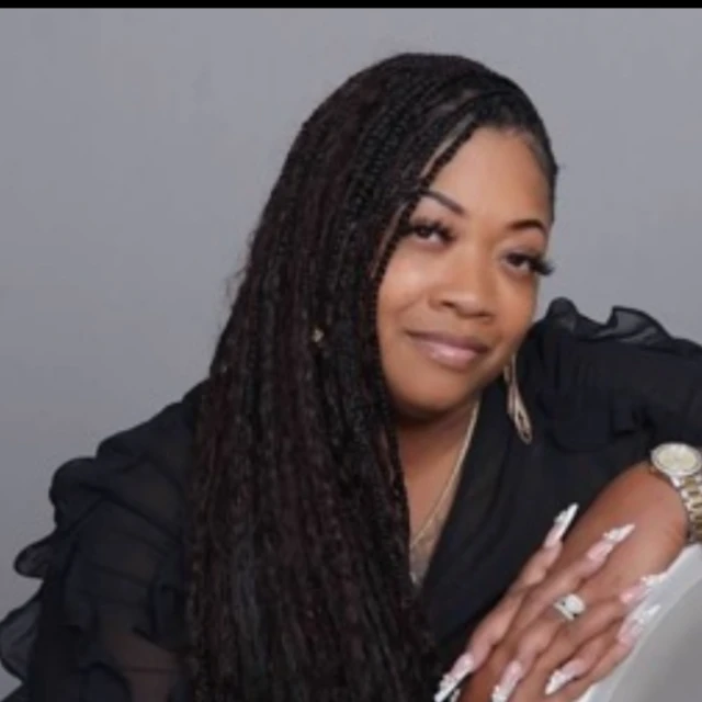 Advisor - April Williams