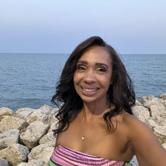 Advisor - Cybele Abrams