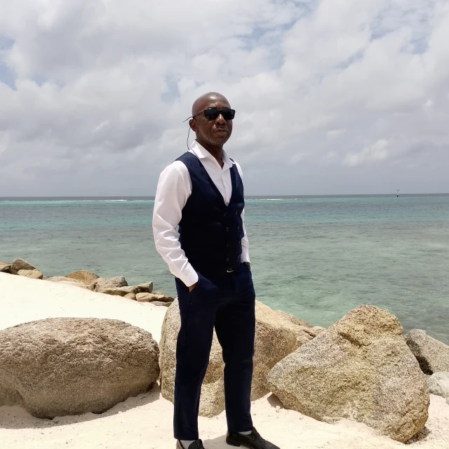 Advisor - Benno Finisie