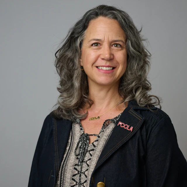 Advisor - Jessica Raia-Long