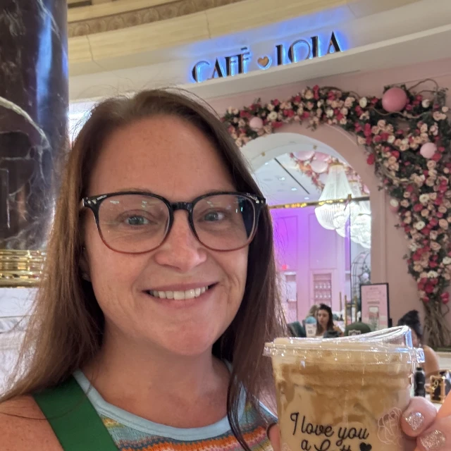 Advisor - Heather Leonard