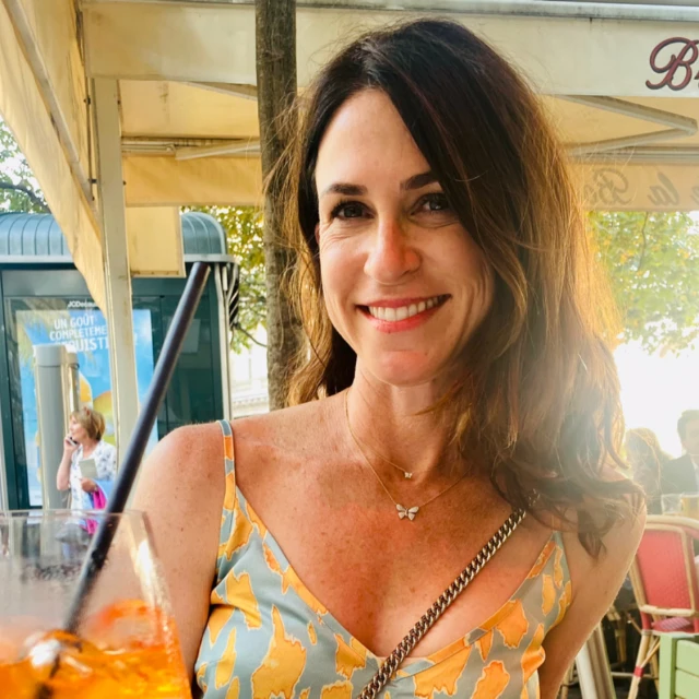 Advisor - Amelia Cameron