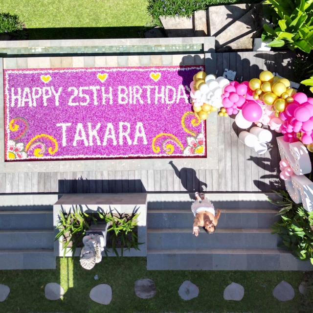 Advisor - Takara Norton