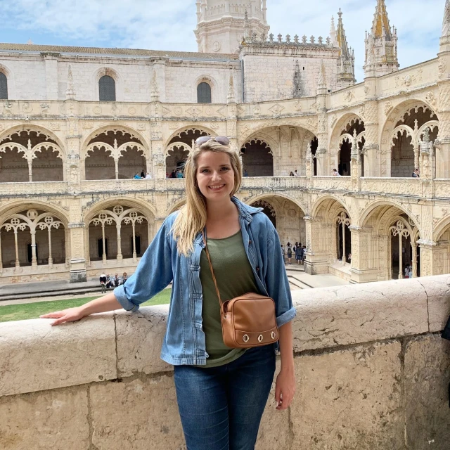 Advisor - Leah Barnes