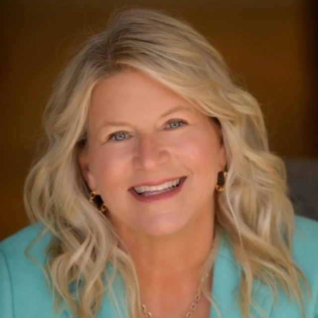 Advisor - Liz Duensing