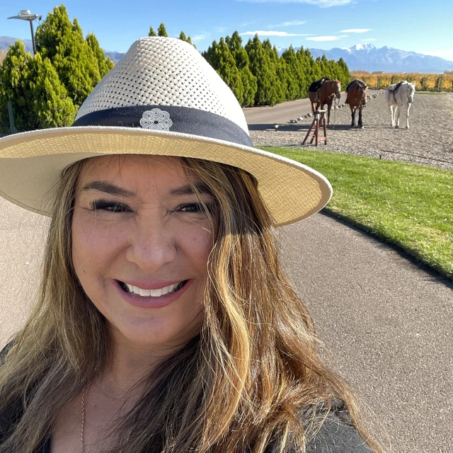 Advisor - Melissa Elliott