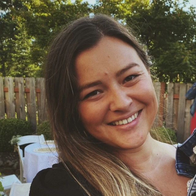 Advisor - Carlin Henninger