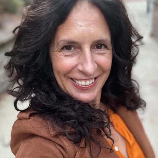 Advisor - Nicola Nieves