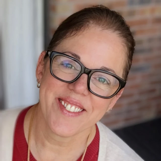 Advisor - Mylene Moraes