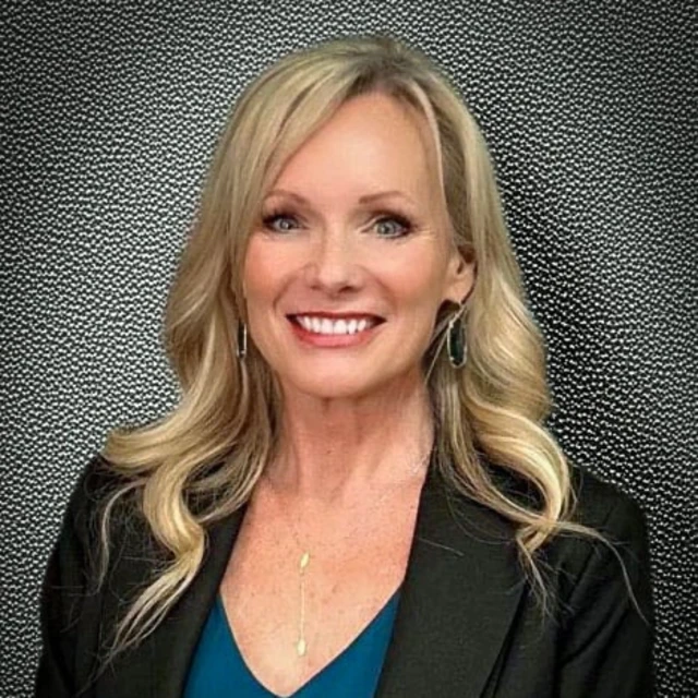 Advisor - Tamra Buchanan
