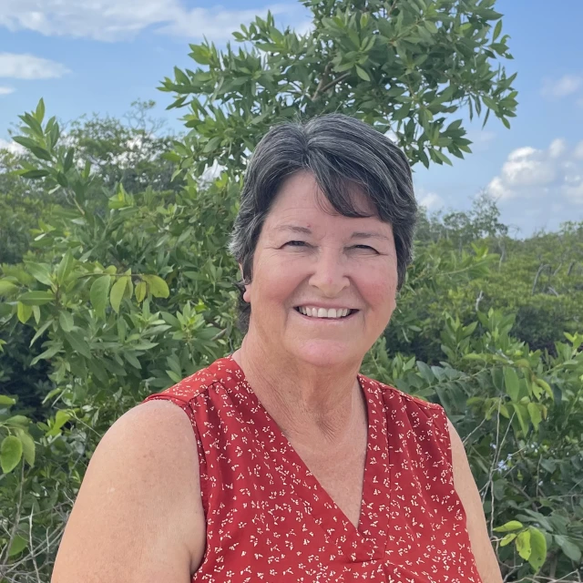 Advisor - Maxine White
