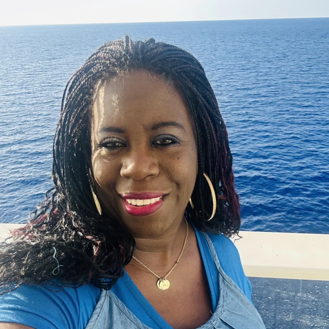 Advisor - Antionette Mathis