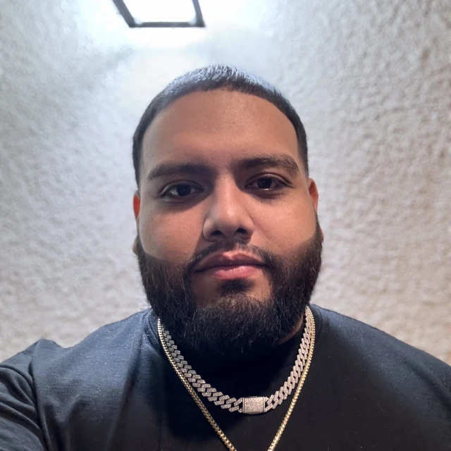 Advisor - Andy Ruiz