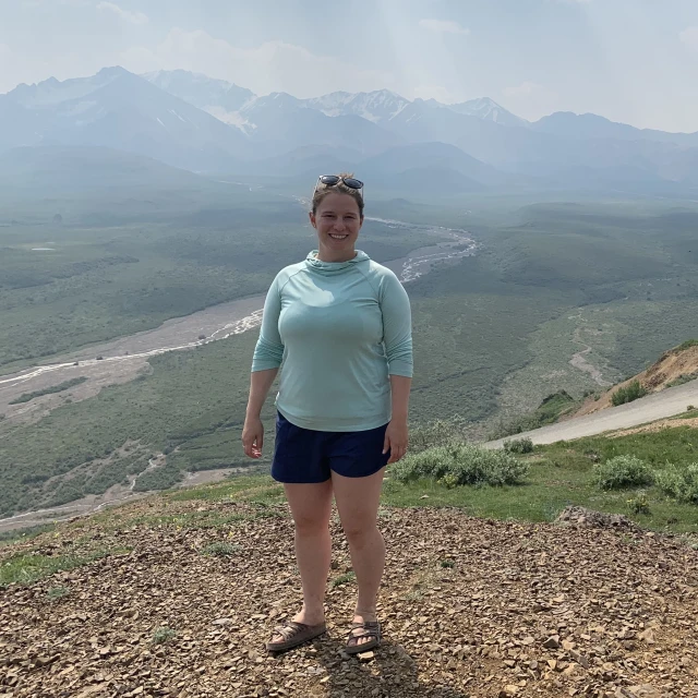 Advisor - Kate DeZenzo