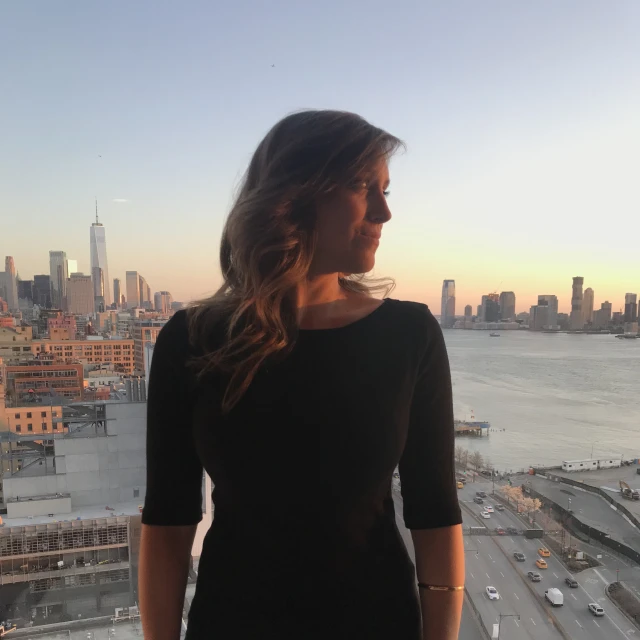 Advisor - Sara Hanson