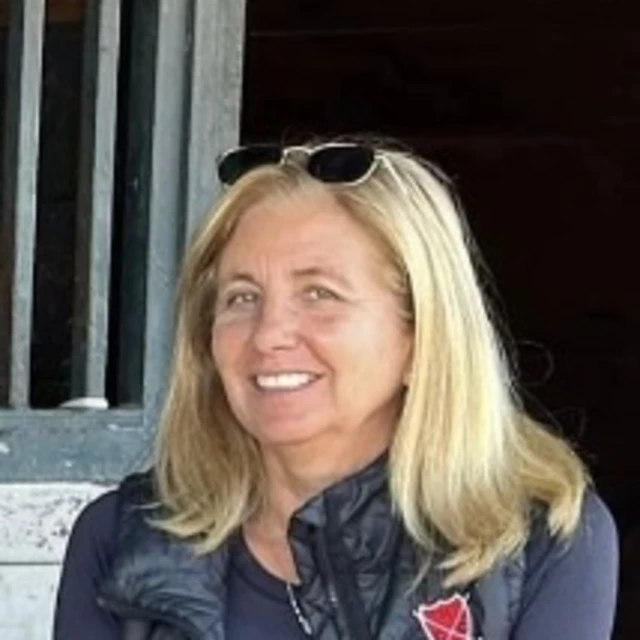 Advisor - Cara Chapel