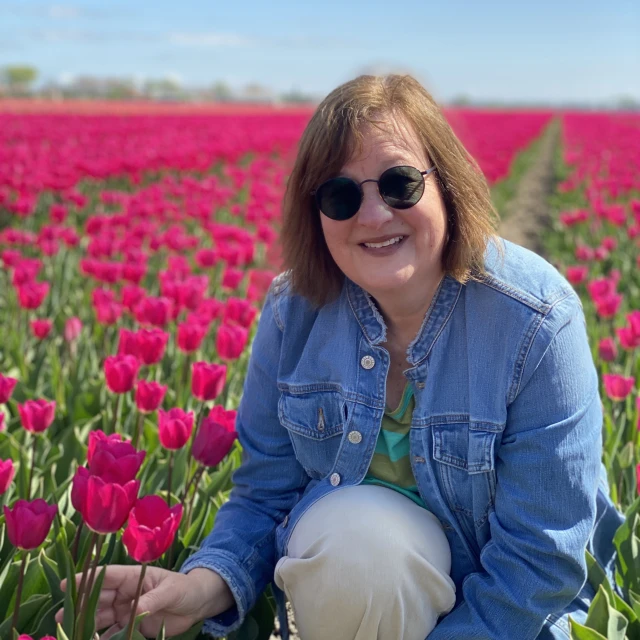 Advisor - Kelly W Barber