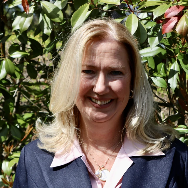 Advisor - Ellen Bryceland