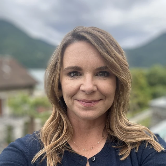 Advisor - Toni Frana