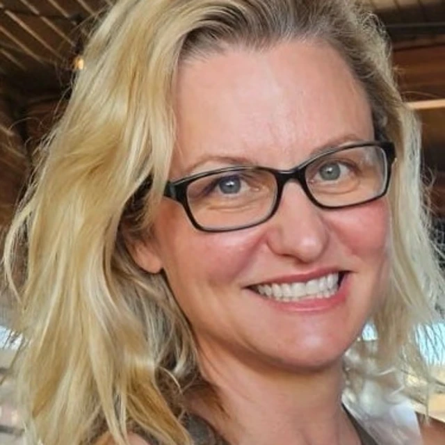 Advisor - Mary Bertrand