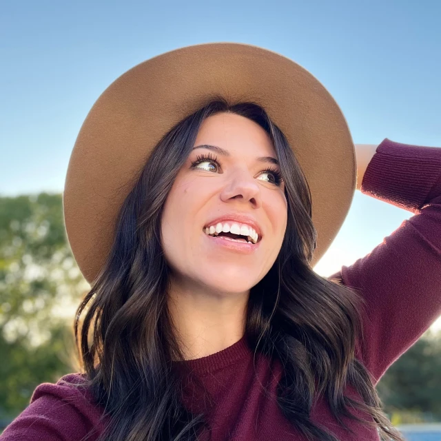 Advisor - Erin Shelton