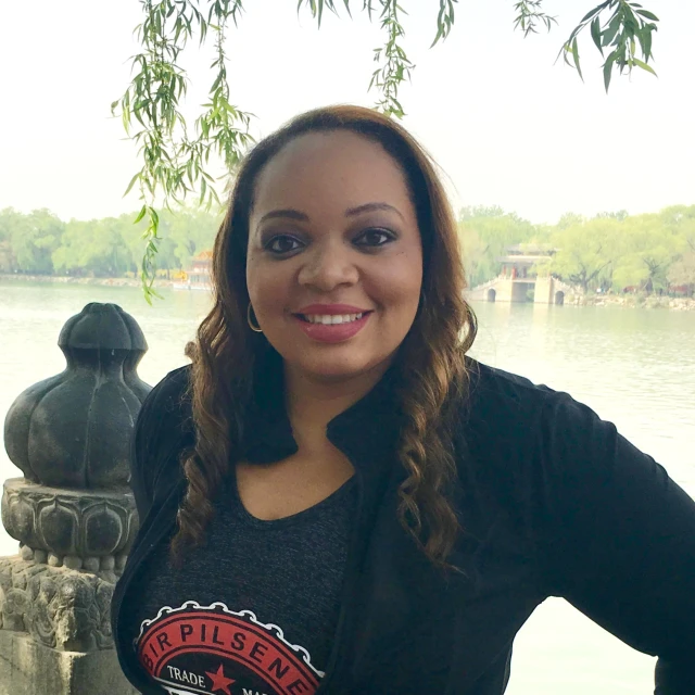 Advisor - Sherelle Green
