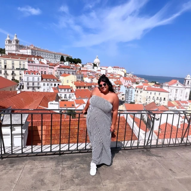 Advisor - Laura Albert