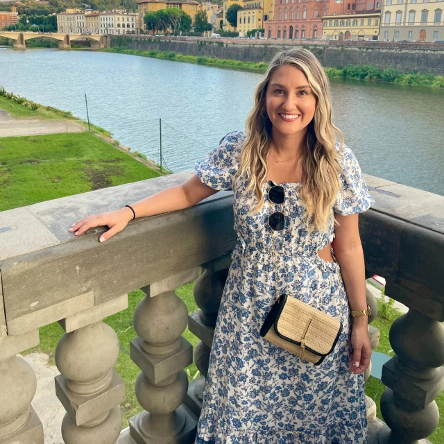Advisor - Lauren Murray