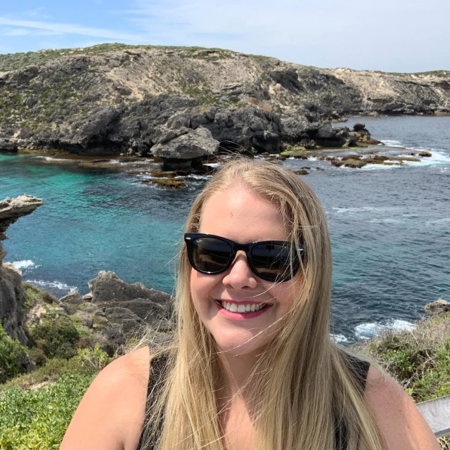 Advisor - Amanda Nelson