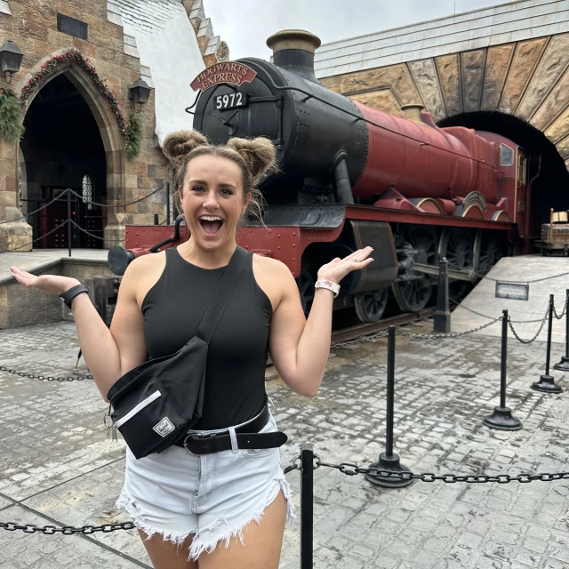 Advisor - Kayla Planchon