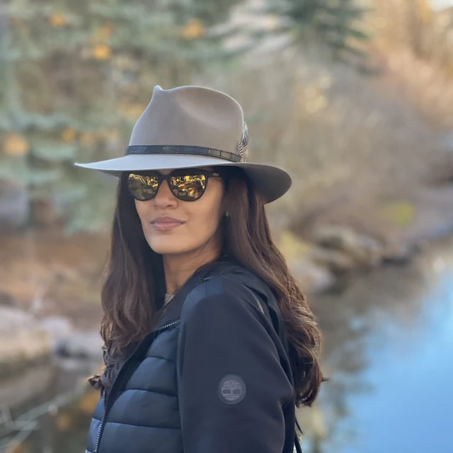 Advisor - Ana Gjonaj