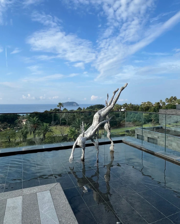 Rest and Relaxation at the JW Marriott Jeju Resort and Spa (South Korea) curated by Laura Kempe