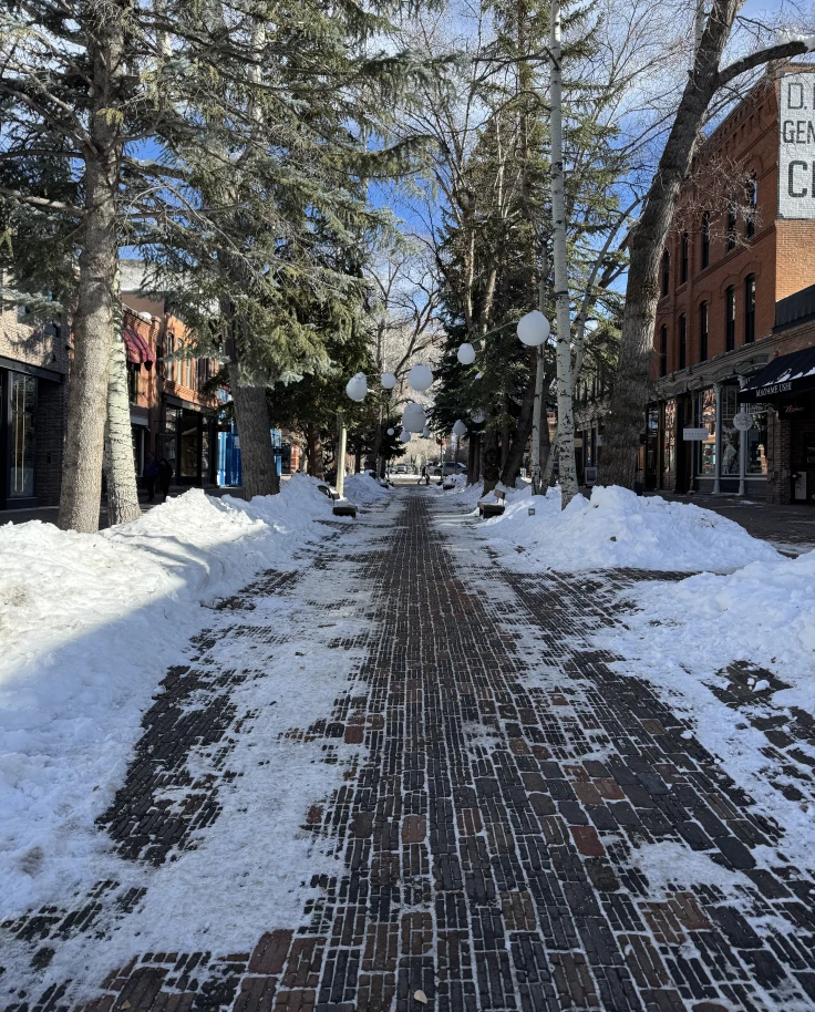 Alpine Elegance: The Ultimate Aspen Girls' Getaway (No Skis Required) curated by Karina Macalinao