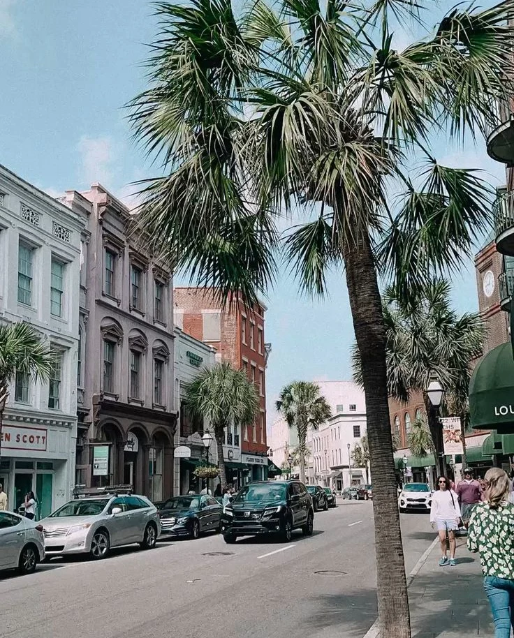Romantic Charleston Itinerary (Anniversary/Honeymoon/Proposal Vibes) curated by Hannah Bogle