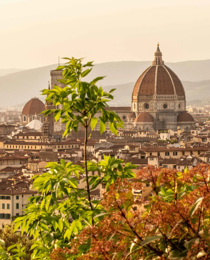 Italian Escapade: The Ultimate Insider’s Guide to Florence curated by Kimberly Sessions