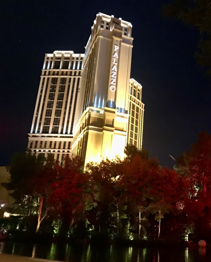 A view of the Palazzo Hotel on Last Vegas Strip, illuminated at night.