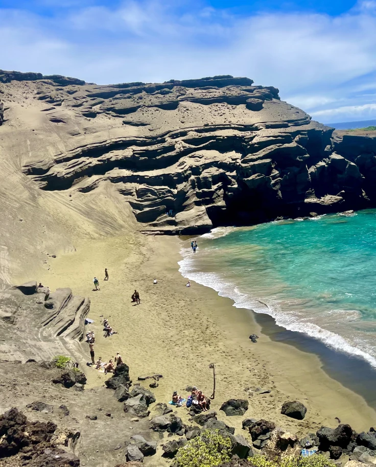Papakolea Green Sand Beach view