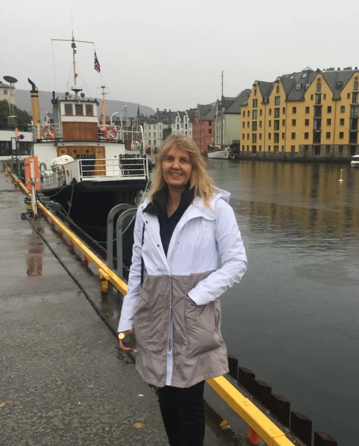Travel advisor posing