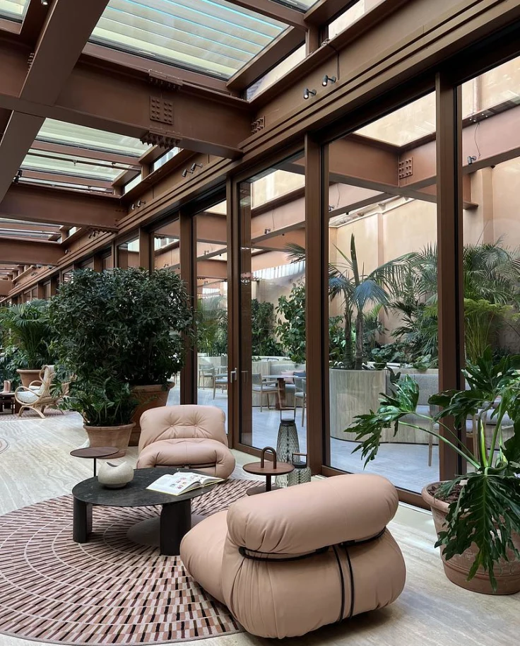 An elegant lounge