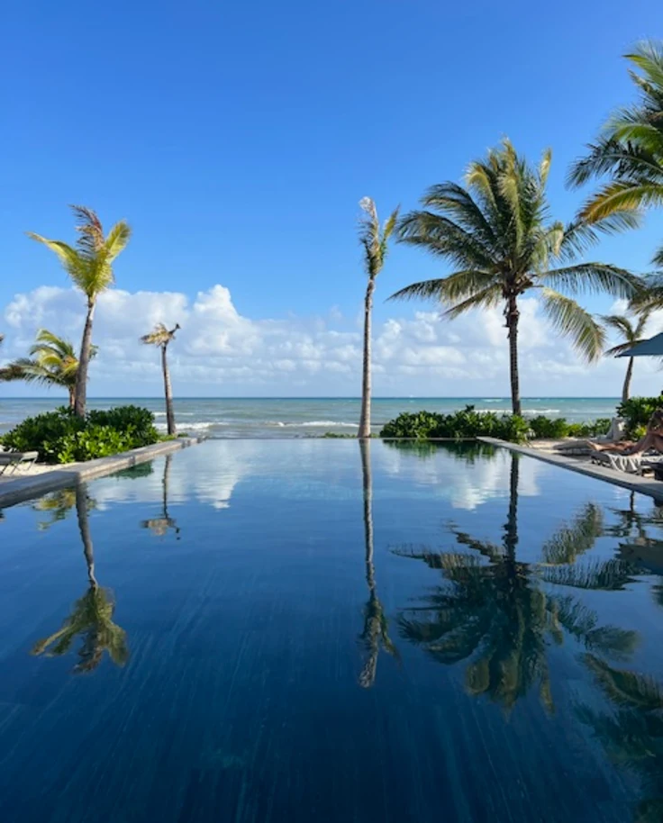 Impression Rooftop Pool - Holly Lacombe