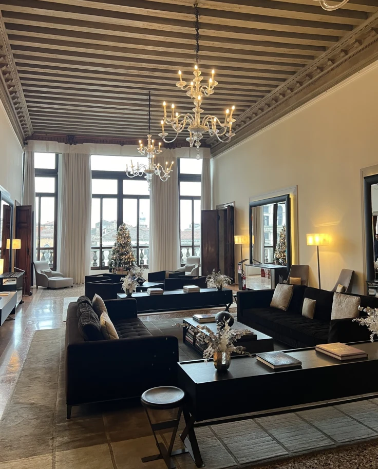 An ariel view of a hotel lounge.