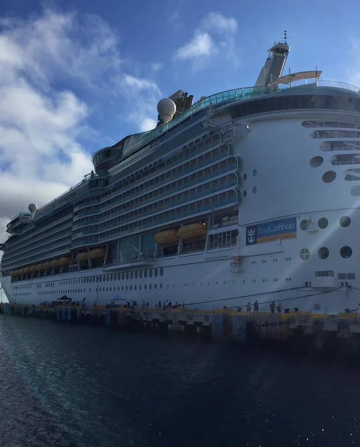 cruise from another angle, sailing
