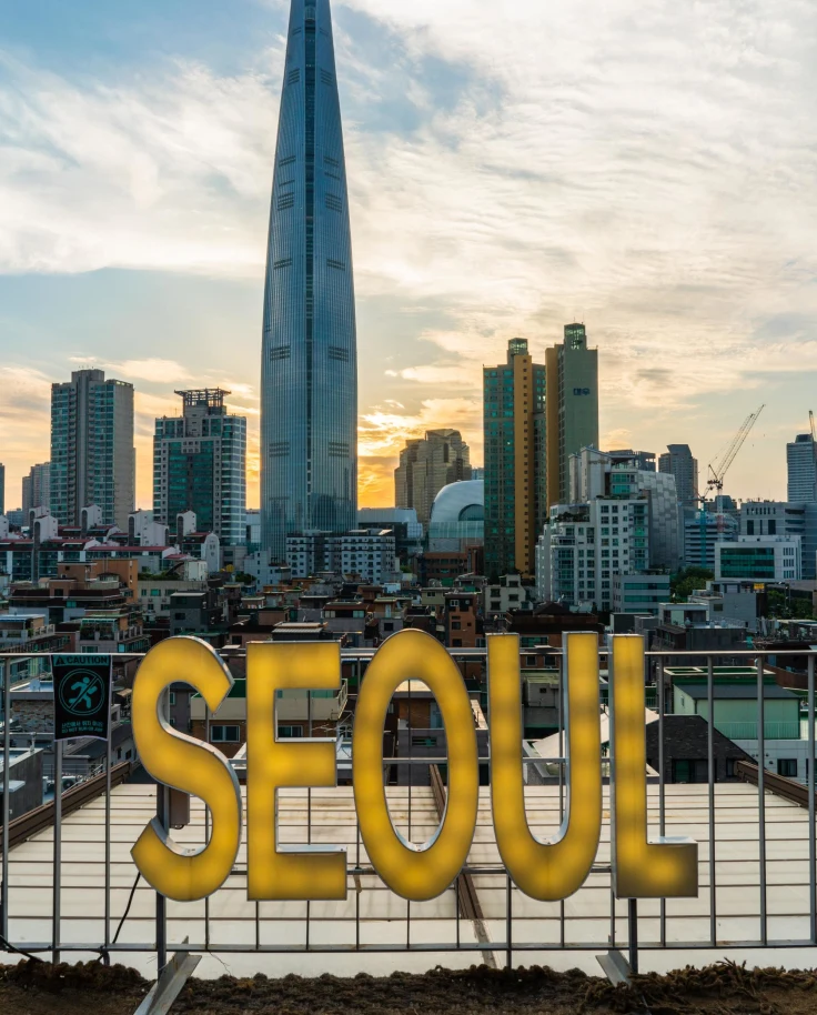 City line behind Seoul landmark.